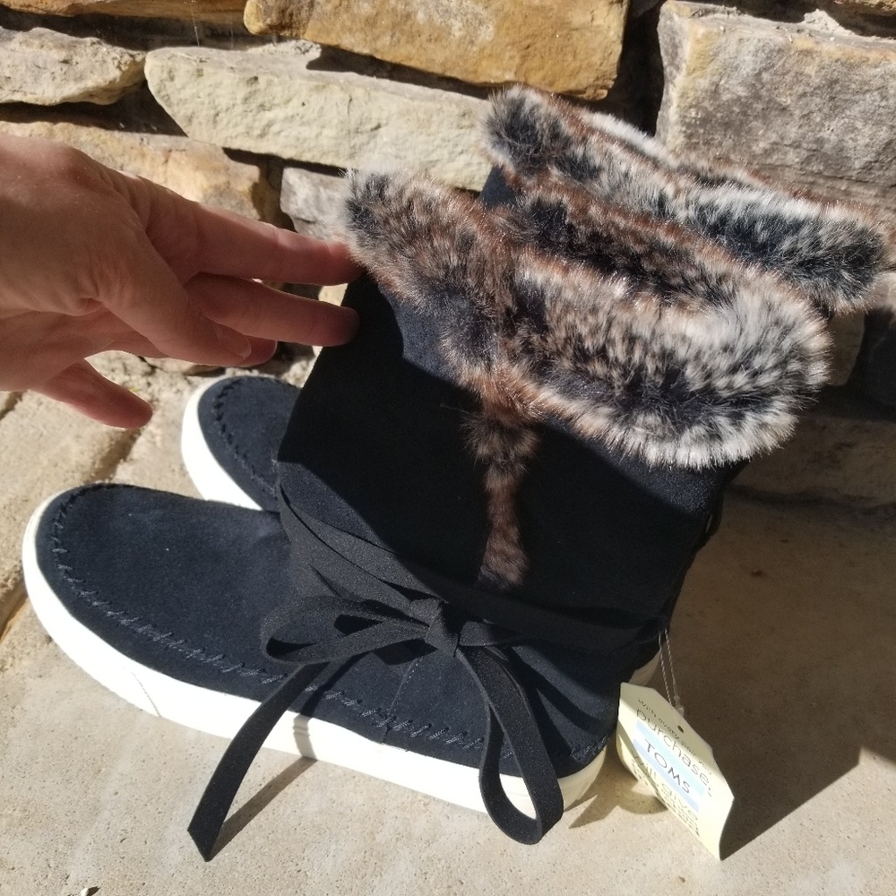 TOMS Vista 9.5 Women's Waterproof Boots